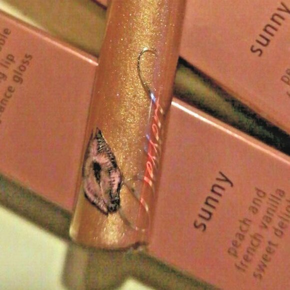 Jessica Simpson Dessert Beauty Lip Gloss - Picture 1 of 3